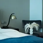 Keyrock Living - Elite Escape At Maison Prive